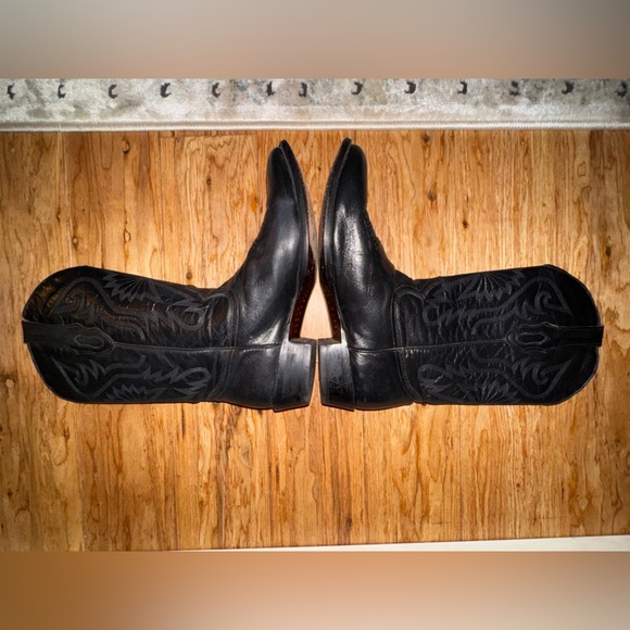 Corral Genuine Goat Skin Leather cowboy boots. GREAT EMBROIDERY Size 10 D VGUC. - Picture 13 of 14